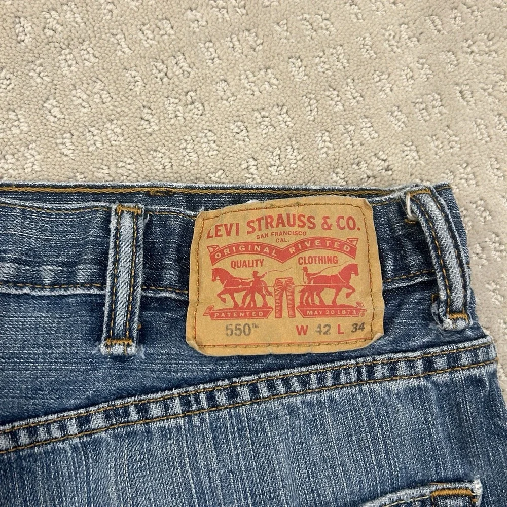 Levi's 550 Men's Denim Jeans 42x34 Relaxed Fit Tapered Leg